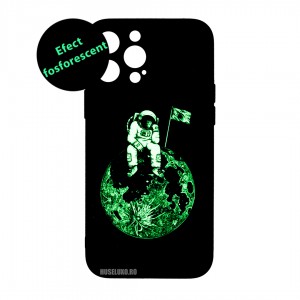 Husă iPhone 13 Pro Max LUXO TPU Astronaut on the Moon