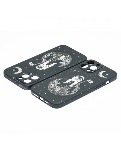 Husă iPhone 13 Pro LUXO TPU Astronaut on the Moon
