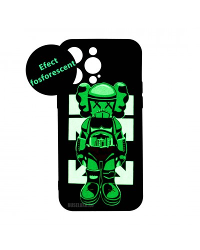 Husă iPhone 14 Pro Max LUXO TPU Darktrooper Kaws Husă iPhone 14 Pro Max LUXO TPU Darktrooper Kaws