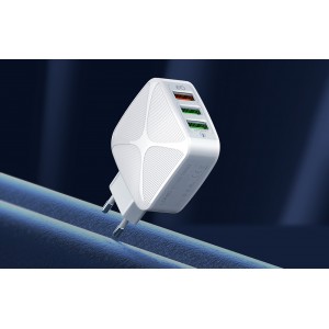 Incarcator de retea LDNIO A3310Q, 3x USB, QC 3.0, 30W - Alb