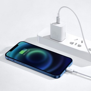 Cablu Baseus Superior Series USB-C la Lightning 20W 0.25m Alb