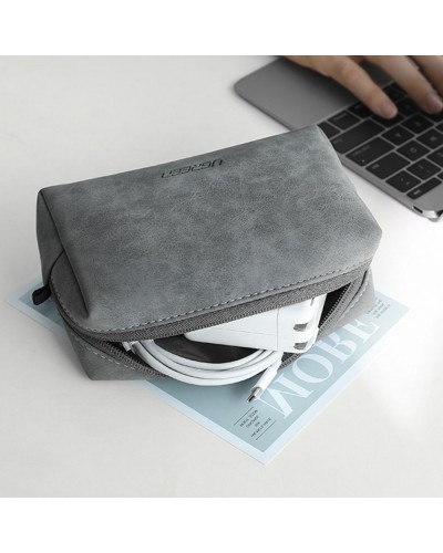 Geanta universala UGREEN LP285 SSD/HDD si accesorii IT / GSM, PU Leather - Gri Geanta universala UGREEN LP285 SSD/HDD si accesorii IT / GSM, PU Leather - Gri