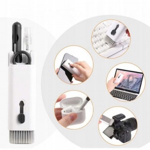 Kit curatare universal 7 in 1 potrivit pentru curatare casti si tastatura